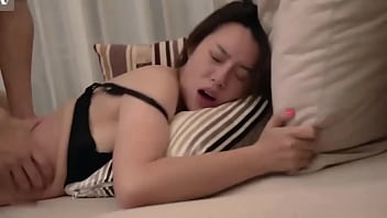 Gaun Dalam Yang Menggoda Untuk Gadis Tionghoa