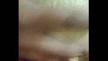 Istriku Yang Menggoda Mendesain Dalam Gaya Hindi Yang Sensual