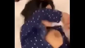Wanita Tionghoa Yang Haus Digoyang