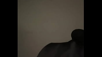 Pelacur Muslimah Berjilbab Menampar Pantat Arabnya Yang Gendut & Mengerang Sambil Menggoyangkan Bokong Kotornya Sendirian