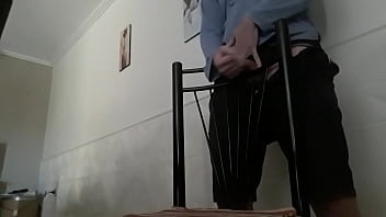 Aku Hendak Kerja Tapi Malah Mengocok Kontol Di Kantor