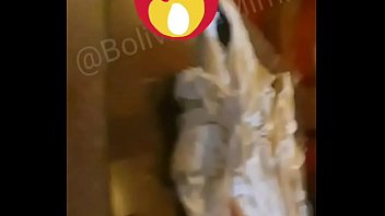 Mimi Telanjang Di Mobil Si Jagoan, Meluncur Ke Motel Buat Digilir Sampai Puas