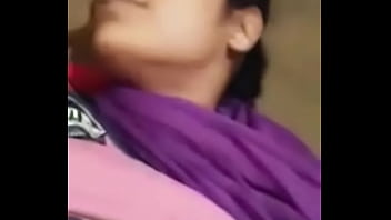 Pasangan Desi Yang Mesra Bercinta Di Dalam Kelas