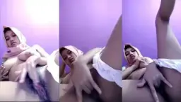 Gadis Hijab Montok Mengocok Memek Sampai Muncrat