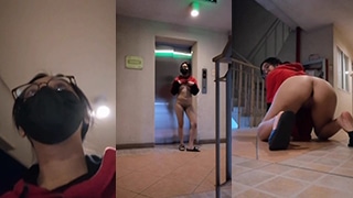 Gadis Tiktoker Cantik Dan Seksi Menggoda Di Lorong Apartemen