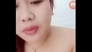 Gadis Indonesia Buka-bukaan Dan Main Jari Sambil Pamer Payudara Besar