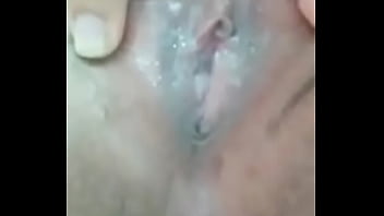 Perawan 19 Tahun Tiongkok Pamer Memek Sempit Menggoda