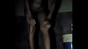 Tampang Basah Bibi Desi Yang Bikin Greget