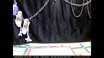 Gadis Webcam Asia Dengan Payudara Besar Bermain Minyak Dan Hisap Bagian 1 Siaran Langsung Kamera