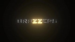Pesta Memek Di Kantor – Tina Fire Dan Irina Cage / Brazzers / Tonton Full Di Www.brazzers.promo/place