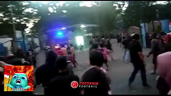 Baku Hantam Brutal Di Tribun: Persik Vs Psim – Adu Birahi Dan Amarah Di Liga Indonesia