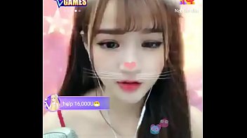 Gadis Asia Manis Menggoda Bercanda Mesra Di Uplive