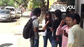 Gadis India Tantang Pria Asing Ukur Kontolnya! Prank Hot Bikin Nyesek