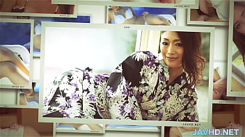 Gadis Jepang Mengisap Kontol Dalam-dalam Bagian 3
