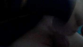 Pemuda Asia Tampan Beraksi Di Depan Webcam