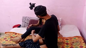 Remaja India Kurus Nikmati Kontol Besar Menusuk Dalam Vagina Ketatnya