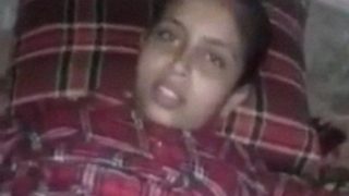Bernyanyi Dan Menggoyang Memek Sempit Gadis Desa India