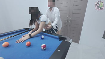 Gadis Thailand Naik Ke Meja Biliar… Lalu Dihardcore Kencang! Suara Menggoda