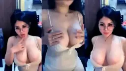 Feriosa Mungil Pengen Dibasahi Sperma Panas