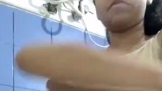 Video Telanjang Bugil Di Kamar Mandi