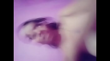 Gadis-gadis India Yang Menggoda Dengan Lekuk Tubuh Mempesona