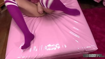 Violet Star, Remaja Latina, Naik-nungging Di Atas Kontol Ayah Tirinya