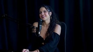 Sweet Karolzinha: Sem Tabus, Mas Com Medo De Vazar, Consulta A Mãe E Nunca Foi Num Swing (assista Em: Transparente/vermelho)