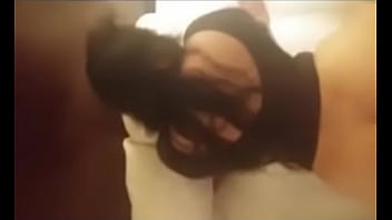 Nisha Dan Aku: Gaya Doggy Dengan Desahan Panas Dalam Bahasa Hindi
