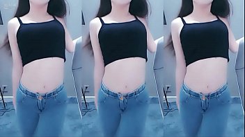 Điệu Nhảy Mông Vũ Cuồng Nhiệt Của Quý Cô Trung Hoa