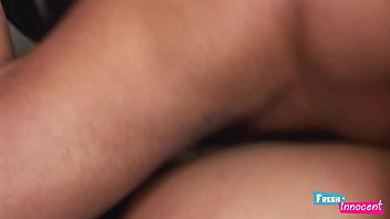Gadis Murni Yang Tak Kuasa Menolak Godaan Batang Panjangku