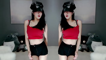 Cô Gái Trung Quốc Quyến Rũ đắm Mình Trong Cuộc Mây Mưa Trên Bãi Biển