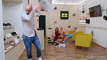 Tiga Badan Bergairah Dengan Nafsu Pada Kaki / Nikmati Versi Lengkapnya Di Brazzers Via Zzfull.com
