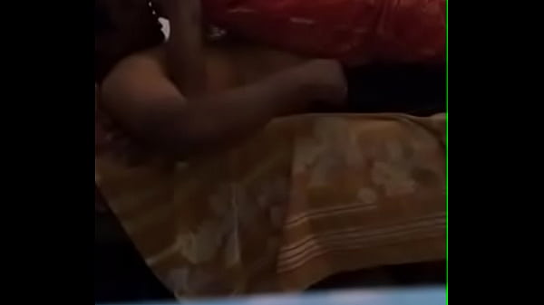 Istri Desi Menggoyang Di Atas Ranjang
