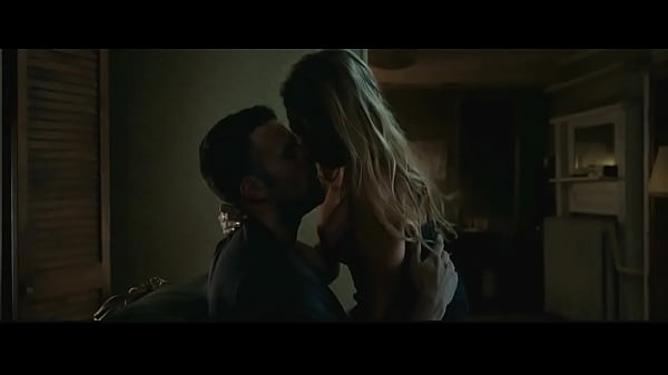 Blake Lively Menggoda Di Balik Roda Dalam The Town