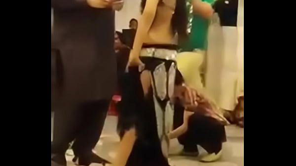 Pesta Cewek Nari Eksklusif: Mms Desi Mujra Yang Menggoda