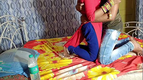 अपनी शादीशुदा छात्रा को उसके घर जाकर धोखे से चोदने की कहानी – साफ हिंदी आवाज में – भाग 1