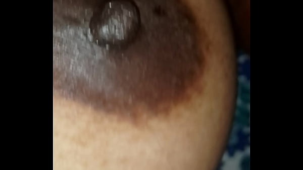 Desi Bibi Panas Menggoda Teman Suami