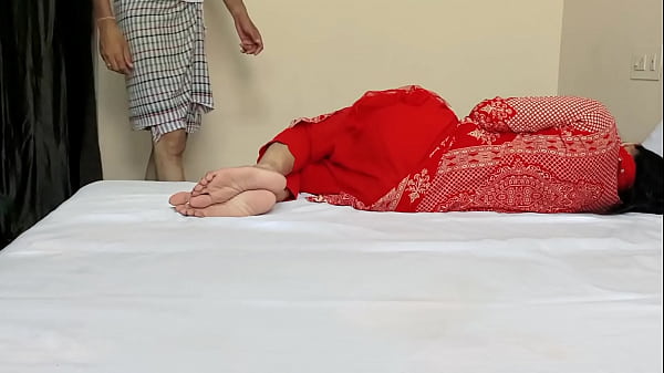 Sasur Ji Menggila Di Lubang Tembem Bahu Muda