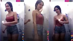 Diva Siregar Mandi Telanjang Dada, Basah-basahan Tanpa Bra