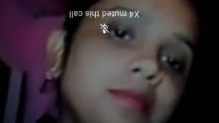 Sange Panas Sonali Das Terekam Saat Video Call Telanjang