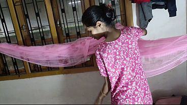 Desi Bhabhi Menggoda Kekasihnya Yang Bergagah Untuk Bercinta Liar Di Rumah Saat Sore Hari