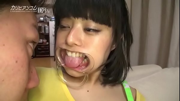 島崎りかの自宅にいきなり突撃！生で感じる彼女のプライベートな瞬間