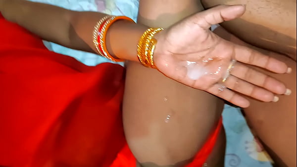 देसी माल की गर्म गांड में पहली बार हिंदी में बोलते हुए धीरे-धीरे जोर से चोदना