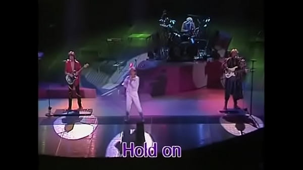 Goyang Liar Di Atas Panggung: Konser Panas Yes 1983