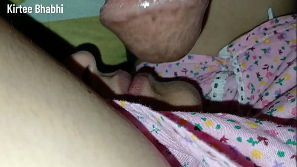 Kakak Tiri Dan Adik Tiri Berbagi Ranjang, Bercinta Kasar Dan Penuh Nafsu