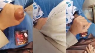 Hijabi Nakal Hisap Kontol Di Dalam Bis Umum