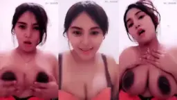 Pusat Mulus Toge Bugil