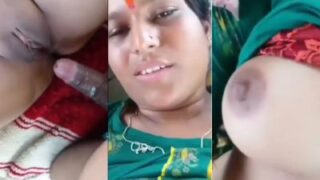 Video Mesum Desi Wanita Desa Yang Ganas Dan Menggoda