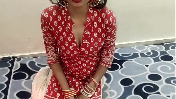 Desi Gaon Ki Bhabhi Ne Parlour Officer Ko Rishwat Na Dekar Apni Choot Chatwai, Garm Hindi Audio Mein