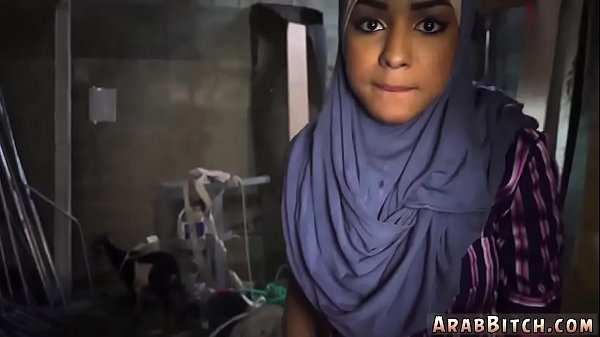 Bokep Arab Lurus Servis Titik Jatuh Pantat, 23km Di Luar Markas